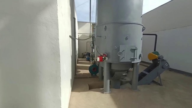 垃圾熱解車間及內(nèi)部構(gòu)造